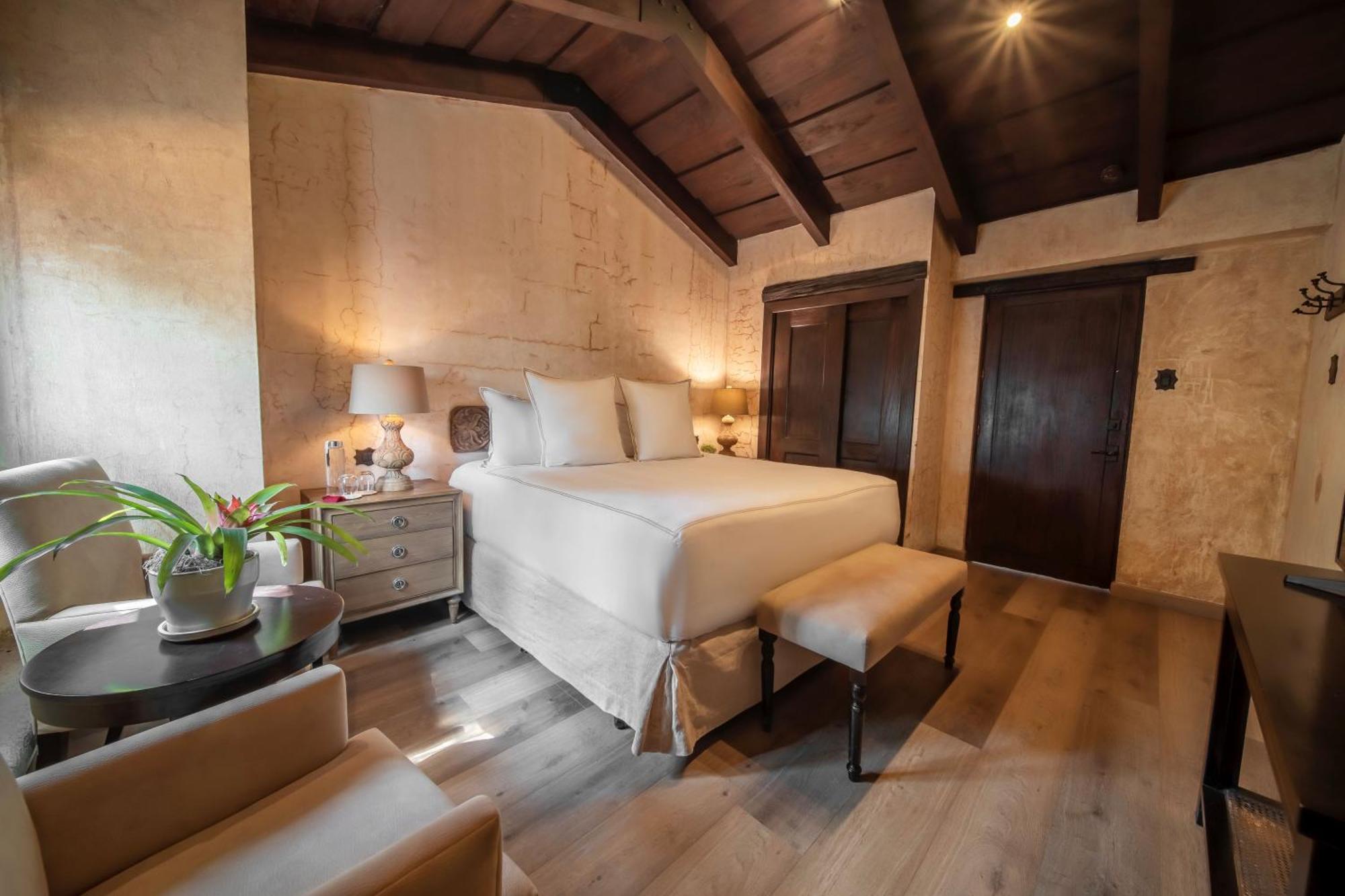 El Convento Boutique Hotel Antigua Esterno foto