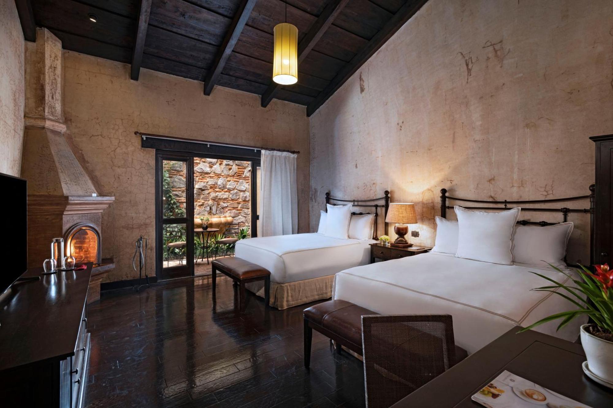 El Convento Boutique Hotel Antigua Esterno foto
